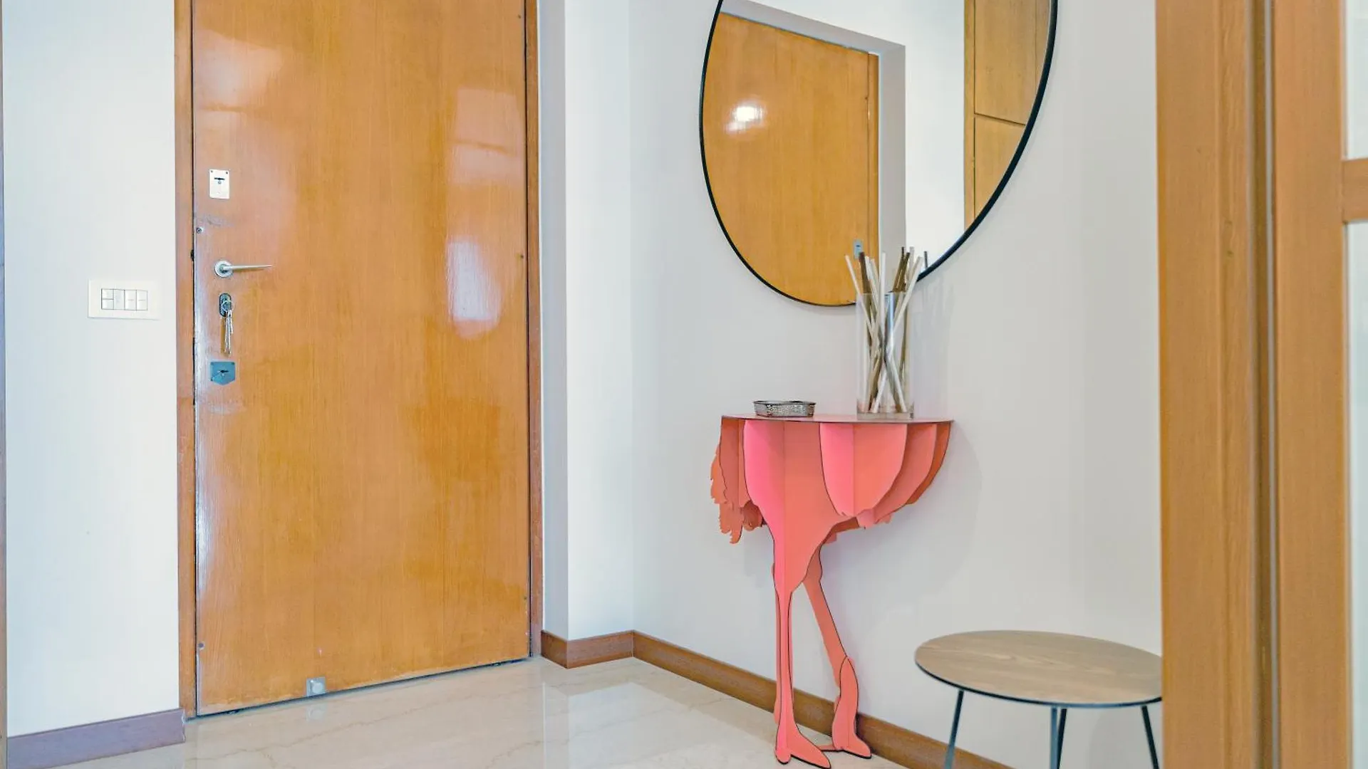 Apartment Elegance & Comfort Central Station 500Mt -15Minuti Duomo Milan Italy