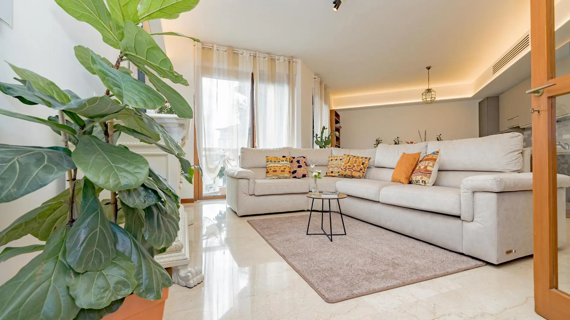 Elegance & Comfort Central Station 500Mt -15Minuti Duomo Milan Apartment